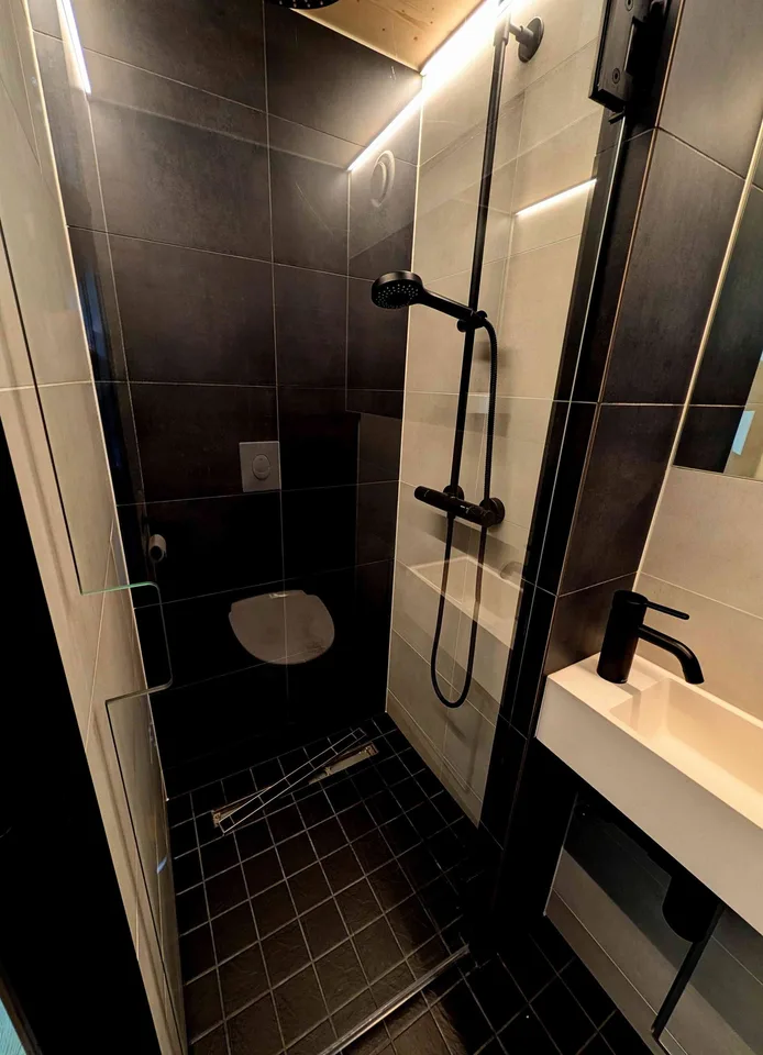 Charming New 1.5-Room Terrace Tiny House in Langnau am Albis