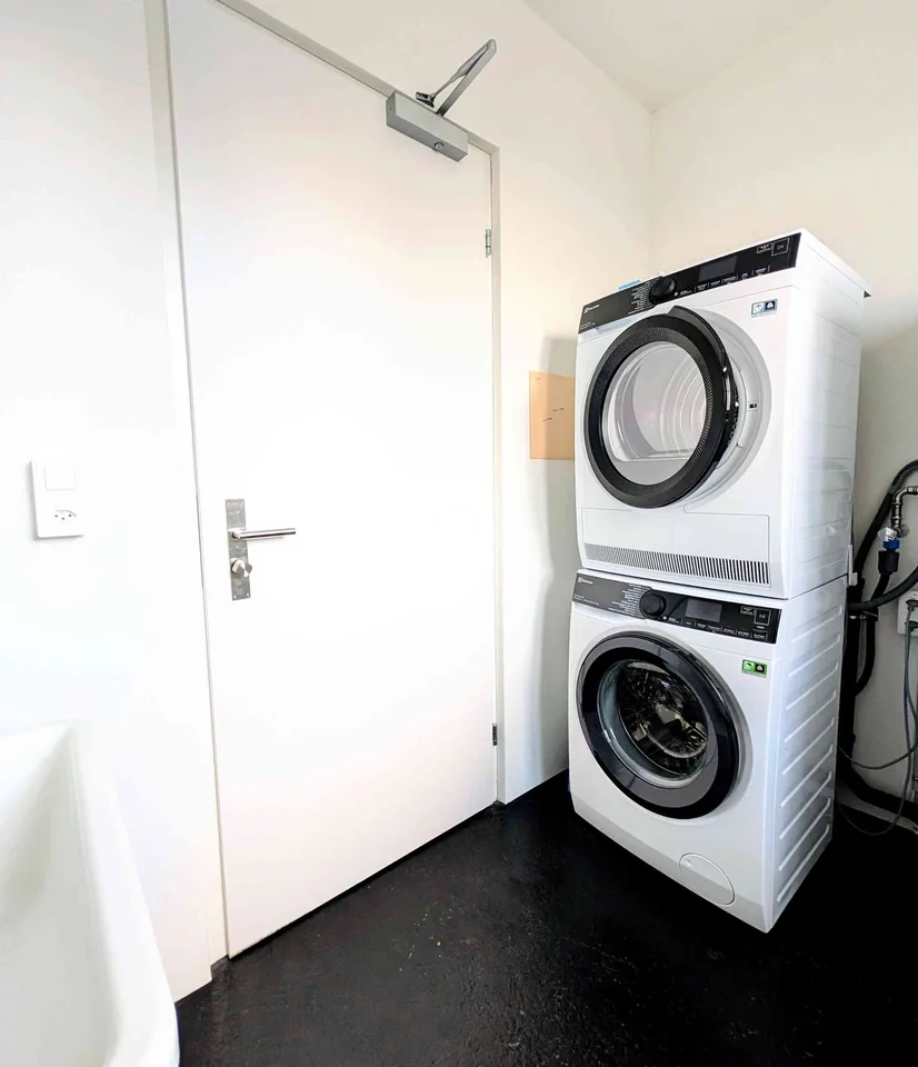 Charming New 1.5-Room Terrace Tiny House in Langnau am Albis
