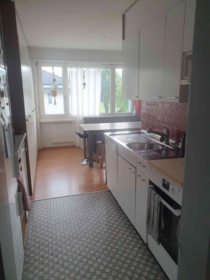 Helle 4.5 Zimmer-Wohnung