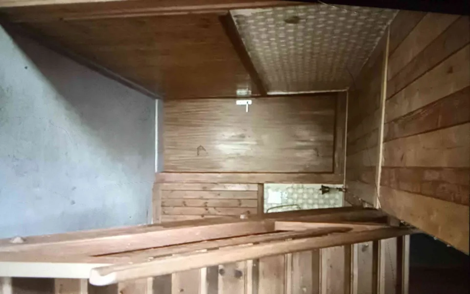 4-Zimmer Haus, Eckhaus,RENOVATIONSBEDÜRFTIG – Foto 8 von 12