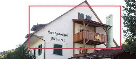 Charmante 4 1/2 Zimmer-Dachwohnung grossem Balkon