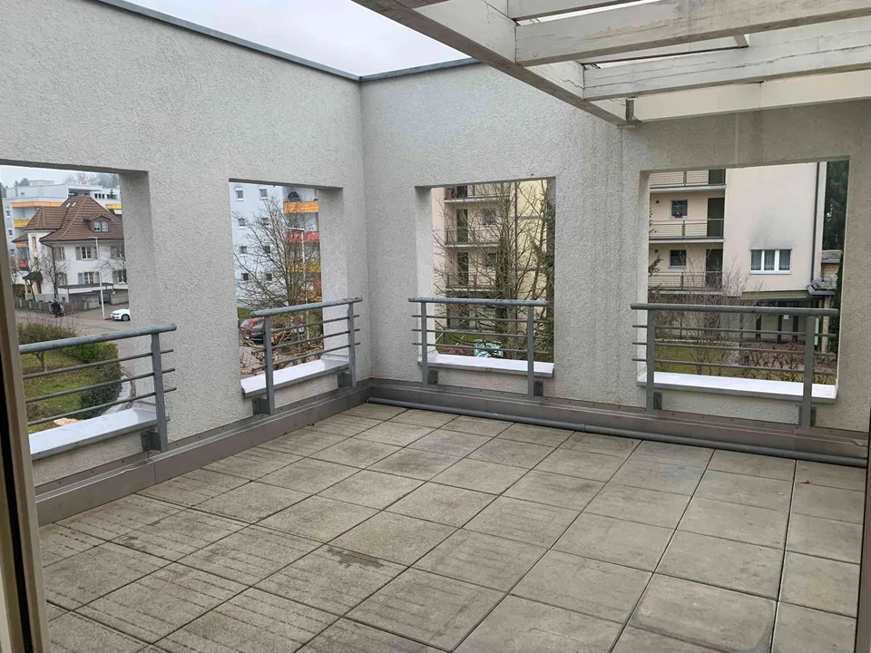 4.5 Zimmer Duplex Eckwohnung mit Grosser Terrasse