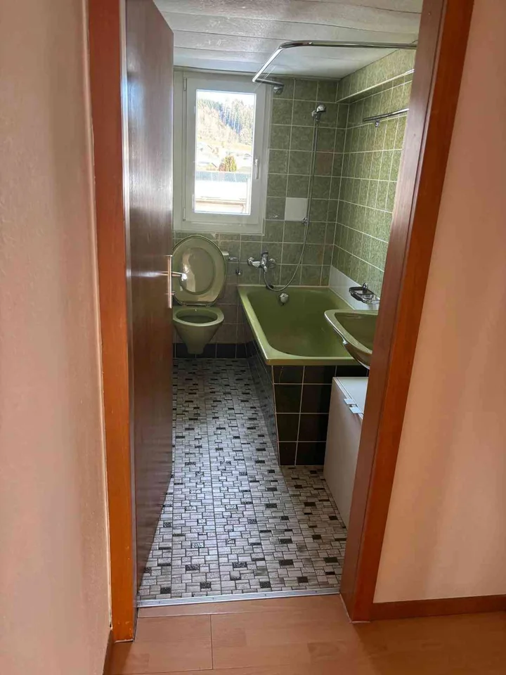 zentral gelegene 4-Zimmer Wohnung