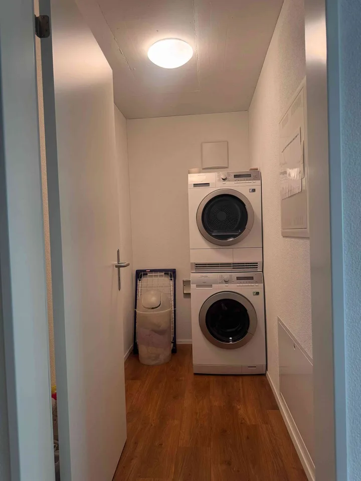 Helle 3.5-Zimmer Wohnung in Fischbach-Göslikon