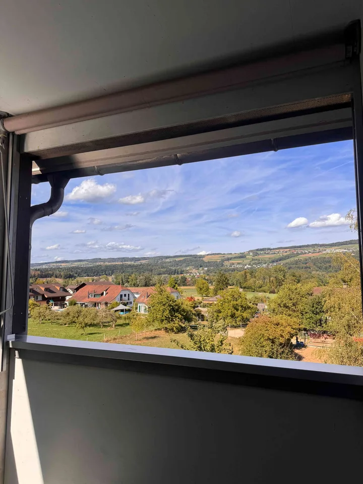 Helle 3.5-Zimmer Wohnung in Fischbach-Göslikon