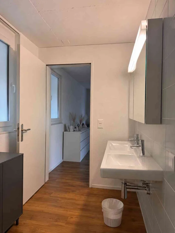 Helle 3.5-Zimmer Wohnung in Fischbach-Göslikon