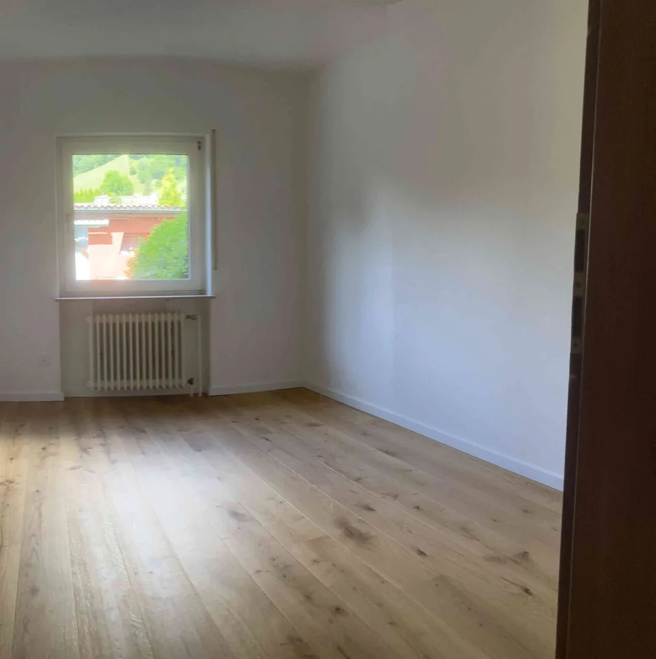 VIEW THAT INSPIRES – Bright 4-room apartment with lake and mountain view in Alpnachstad