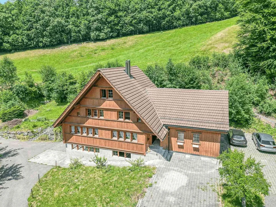 Idyllisches Zweifamilienhaus im Appenzeller Stil mit viel Privatsphäre – photo 11 sur 13