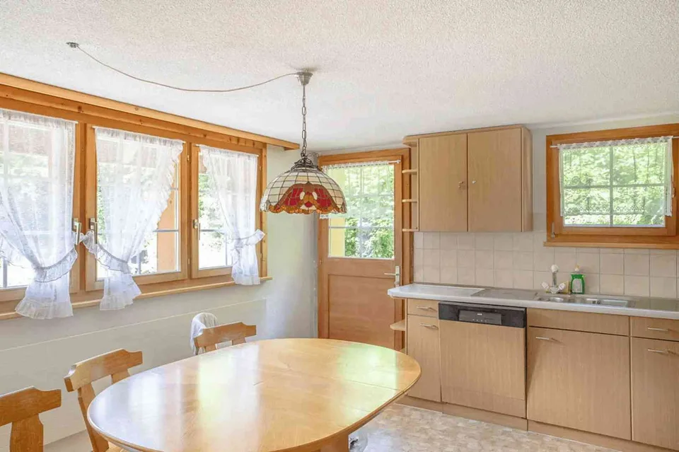 Idyllisches Zweifamilienhaus im Appenzeller Stil mit viel Privatsphäre – photo 9 sur 13
