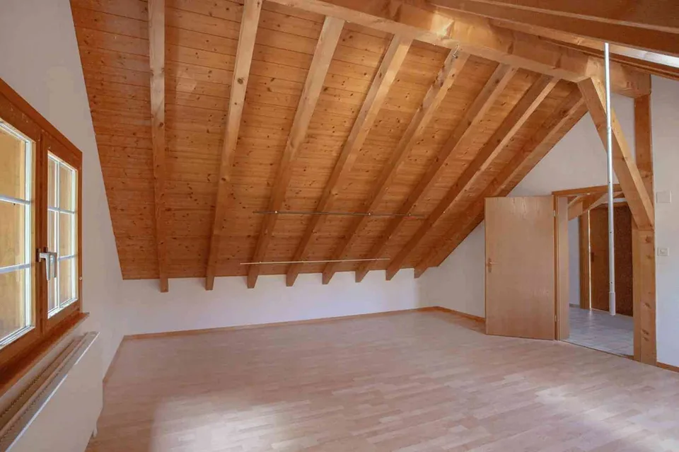 Idyllisches Zweifamilienhaus im Appenzeller Stil mit viel Privatsphäre – photo 3 sur 13