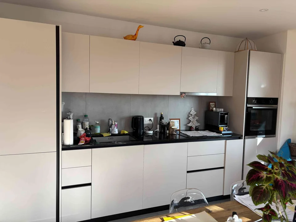 Appartement récent de 3.5 pièces vue sur les Alpes, Mont-Blanc et lac – Foto 4 von 6