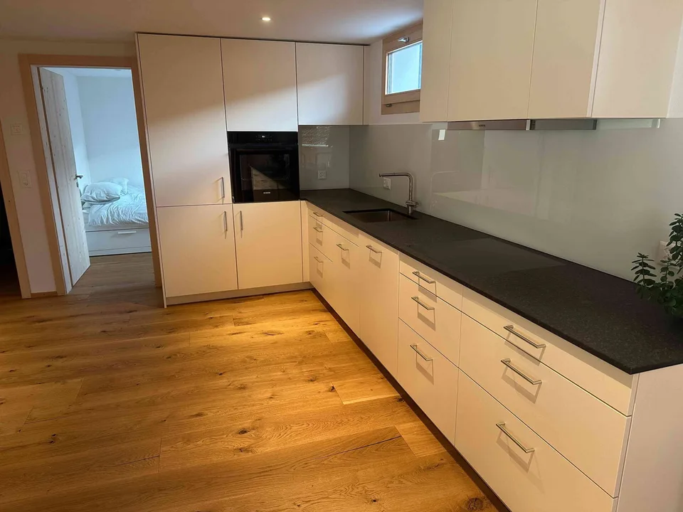 2-Zimmer-Wohnung mit Balkon – möbliert oder unmöbliert, neu saniert