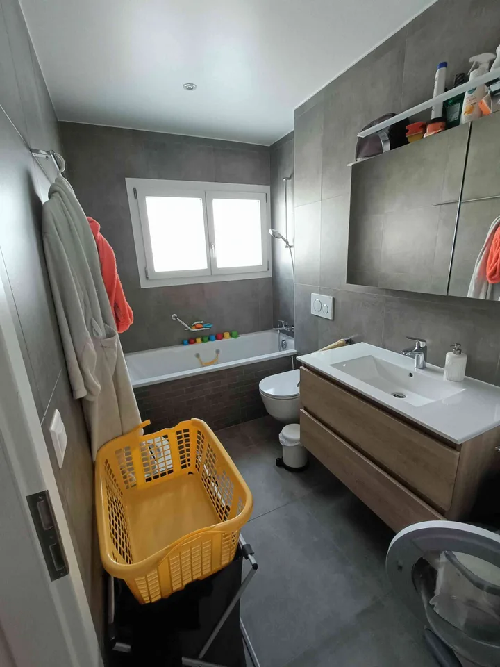 Appartement 100m2 et 3.5 à Ependes