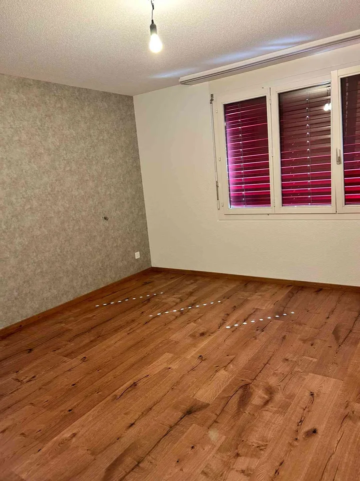 Helle 4.5-Zimmer-Wohnung mit Balkon und Lift in Zell LU
