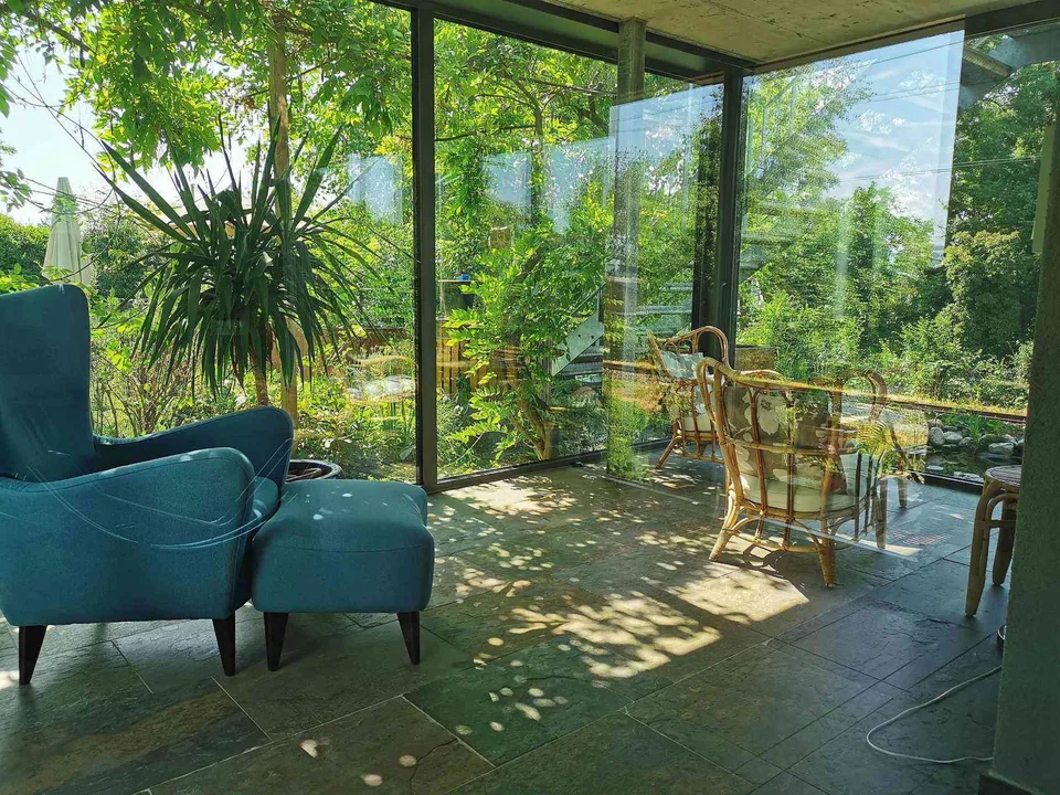 Bel appartement+veranda+garage; Wohnung mit Wintergarten, seenähe