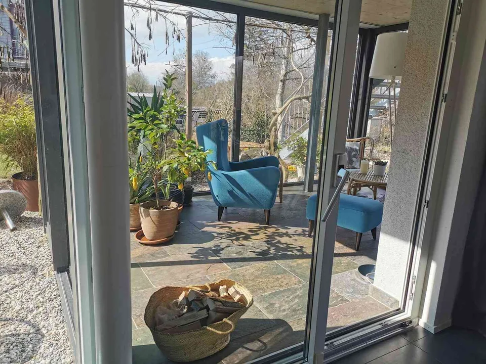 Bel appartement+veranda+garage; Wohnung mit Wintergarten, seenähe