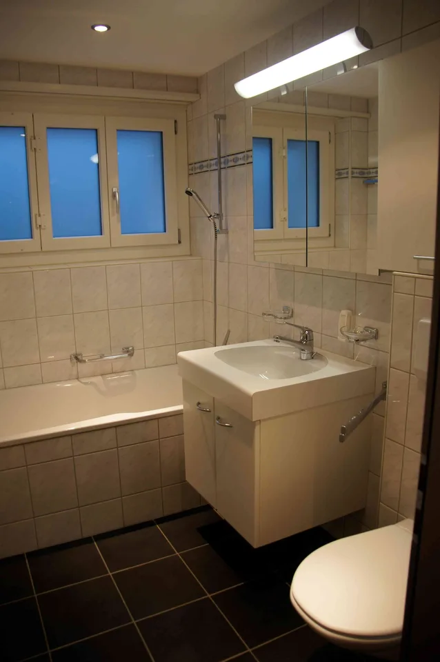 Helle Dachgeschosswohnung an ruhiger Lage und doch zentral