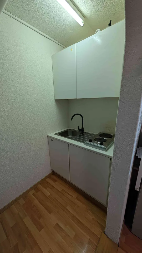 Möbelierte 1,5 Zimmer Wohnung