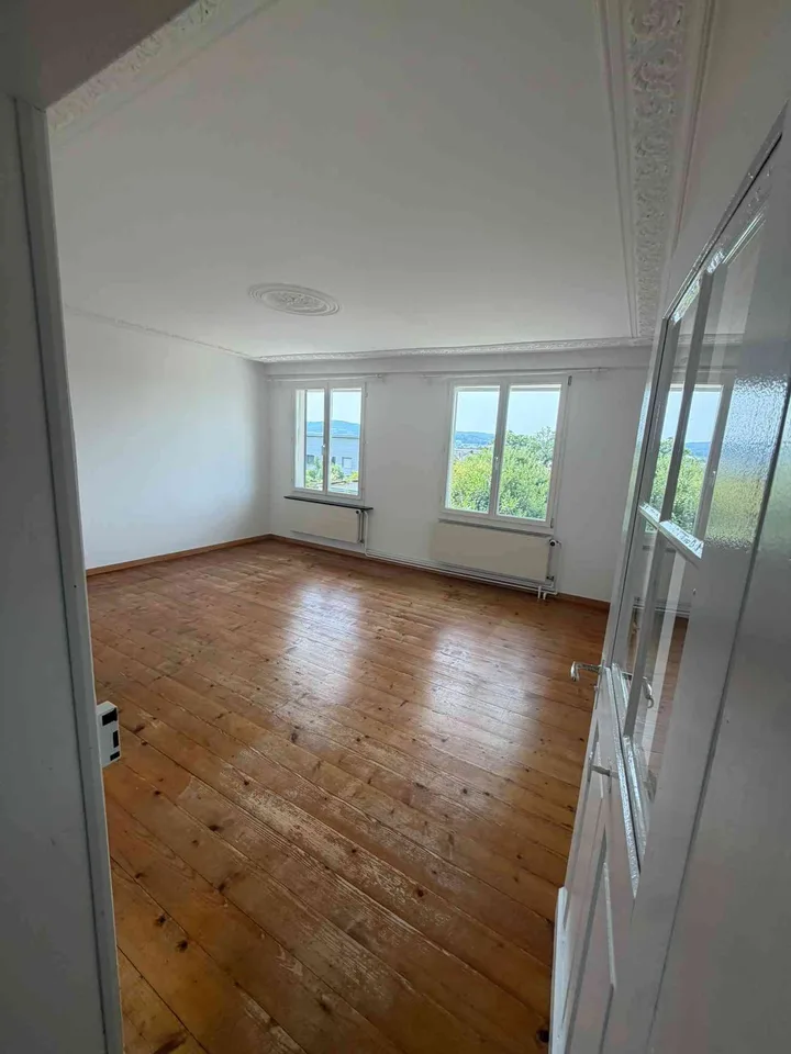 Charmantes 3.5-Zimmer-Reihenhaus mit grossem Naturgarten
