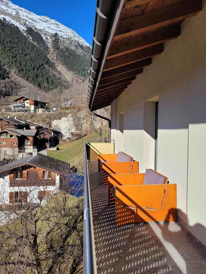 3,5 Zi. / 79 m² / 2.OG - Panorama, Garten, Estrich, Stellplatz, Balkon