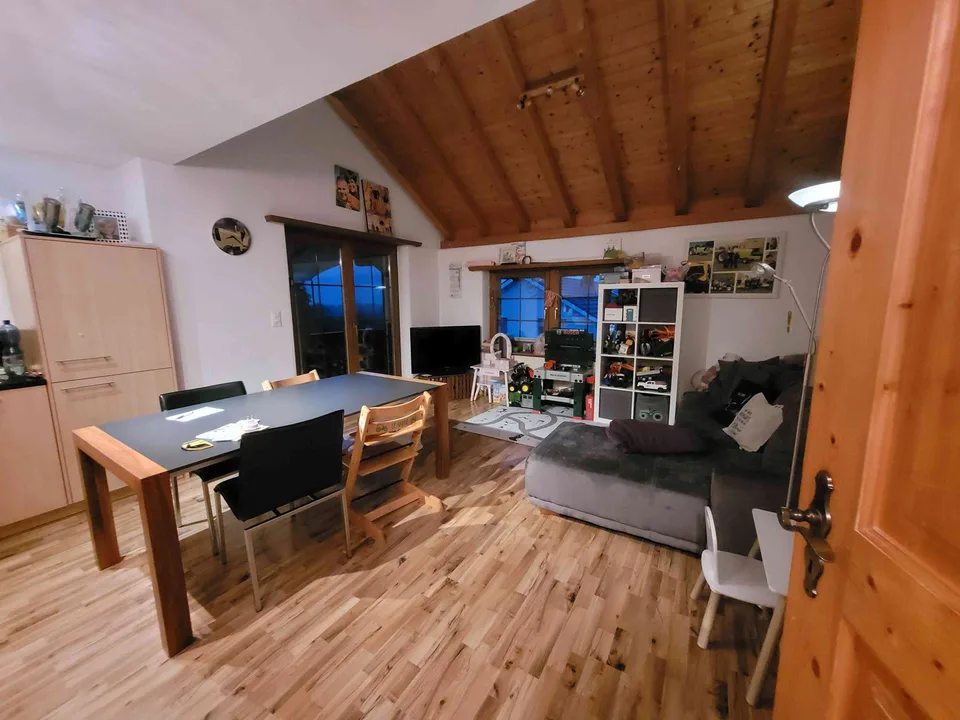 4.5 Zimmerwohnung mit herrlicher Aussicht zu vermieten