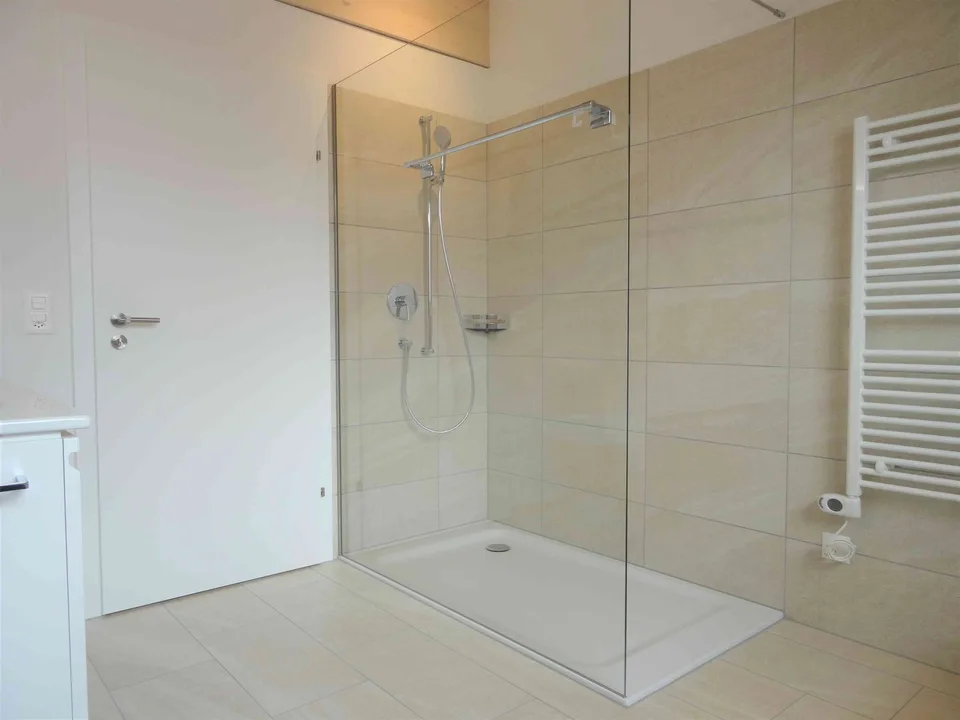 Grosszügige 6,5-Zimmer-Maisonettewohnung mit ca. 30-m²-Balkon