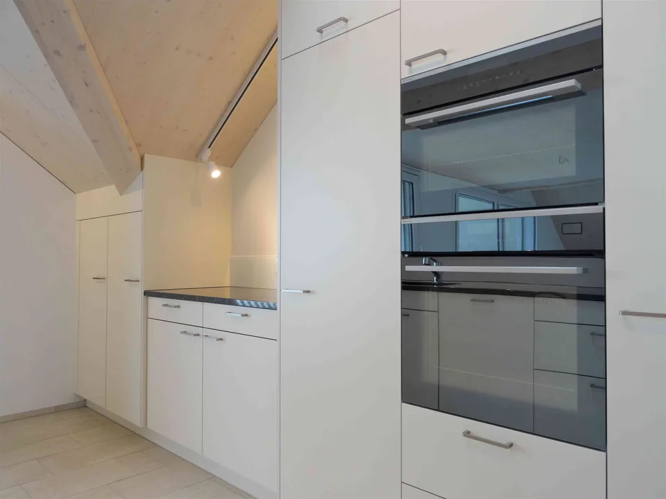 Grosszügige 6,5-Zimmer-Maisonettewohnung mit ca. 30-m²-Balkon