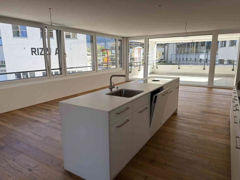 Moderne 4.5 Zimmer Wohnung in ruhiger Wohnlage