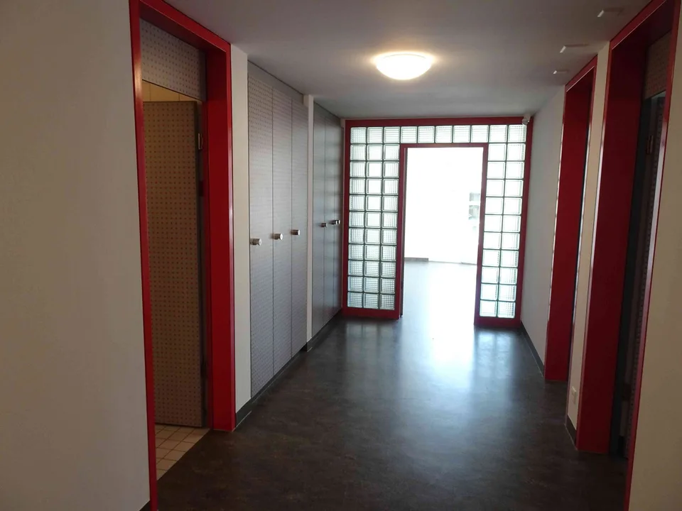 Grosse, multifunktionale Wohnung