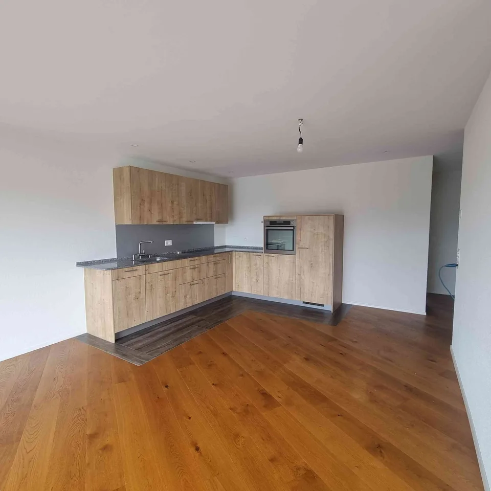 Helle 2.5 Zimmer Attikawohnung