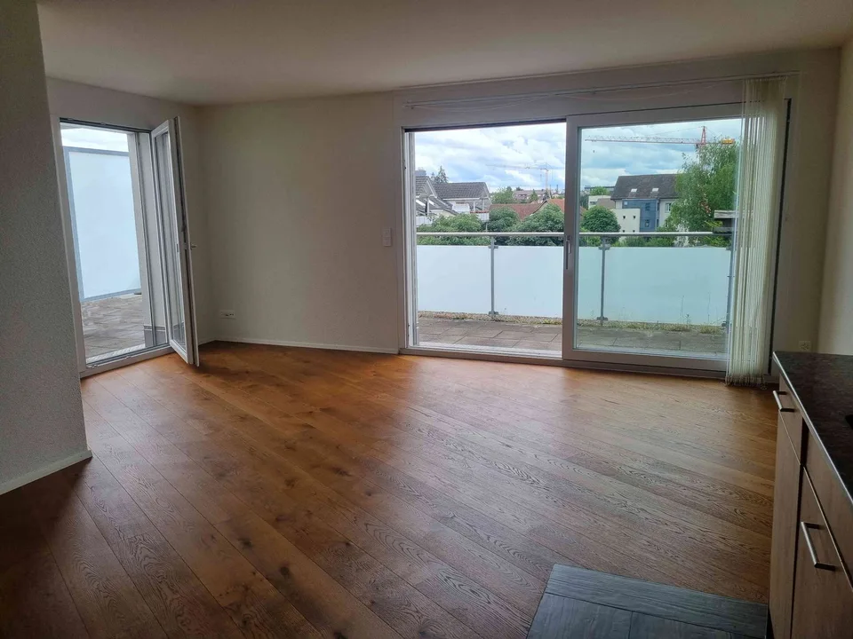 Helle 2.5 Zimmer Attikawohnung