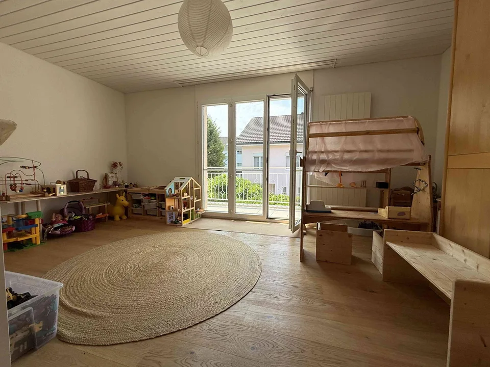 *RESERVIERT* Familienparadies – 5.5 Zimmer, 5 min vom See – photo 4 sur 13