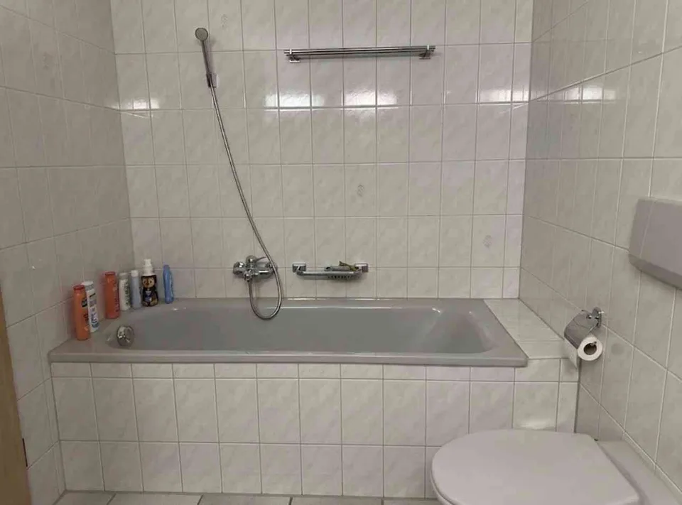 schöne und helle Wohnung zu Vermieten