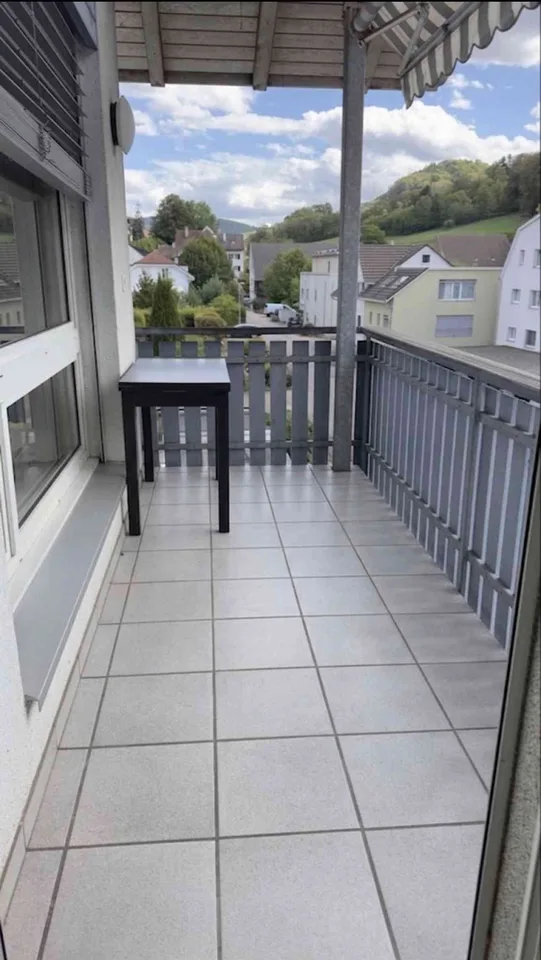 schöne und helle Wohnung zu Vermieten