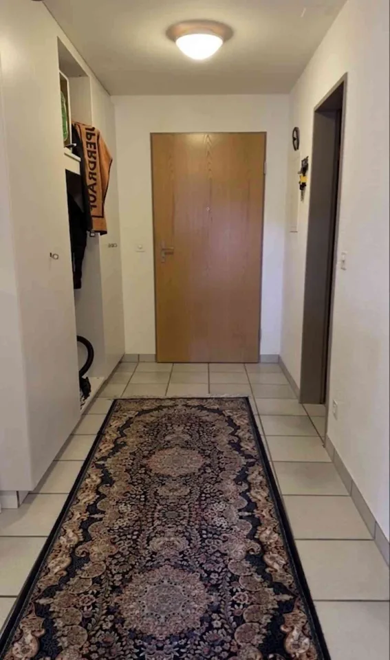 schöne und helle Wohnung zu Vermieten