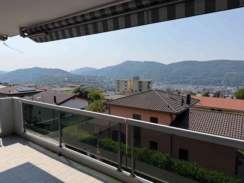 Cercasi subentrante per casa 4,5 locali