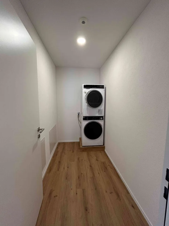 WUNDERSCHÖNE 3.5 ZIMMER EG-WOHNUNG IN HASLE