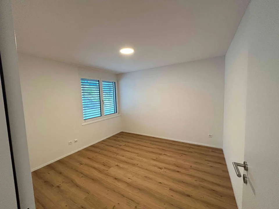 WUNDERSCHÖNE 3.5 ZIMMER EG-WOHNUNG IN HASLE
