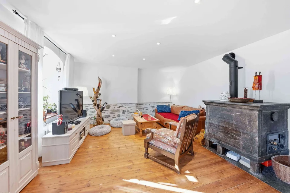 Maisonette Wohnung in Zweifamilienwohnhaus mit Terrasse und Garten