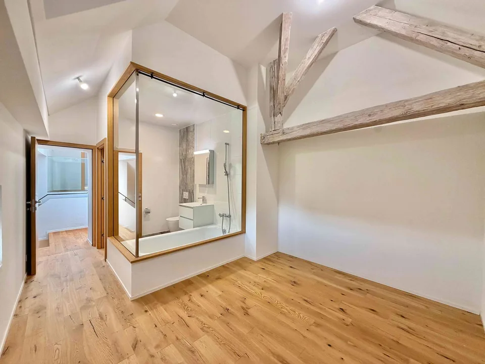 Superb appartement en duplex de 110m² habitables à Bassins. – foto 4 di 4