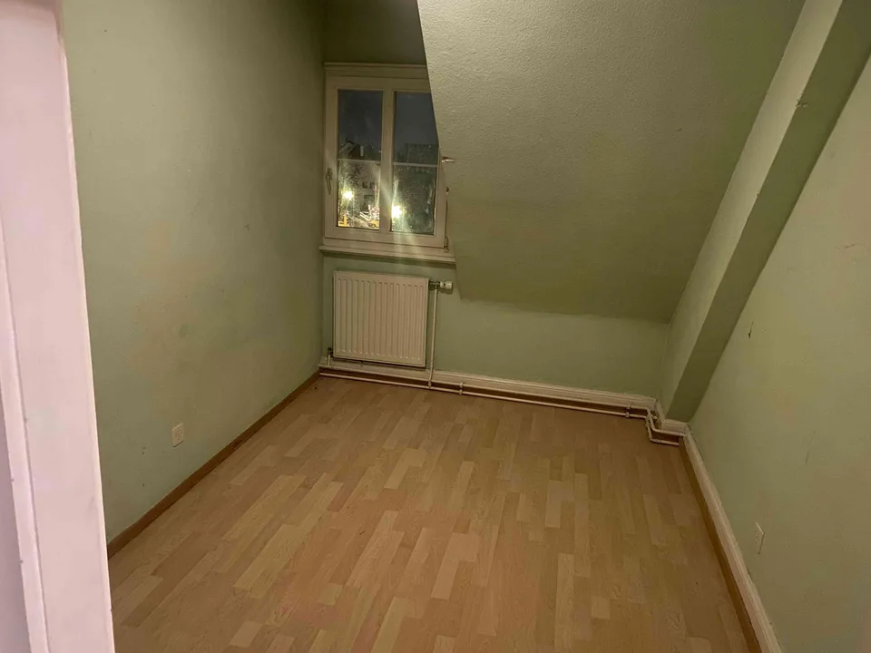 Helle 4 Zimmer Wohnung
