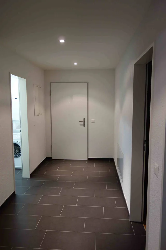 Moderne 3.5-Zi-EG-Wohnung mit grossem Sitzplatz