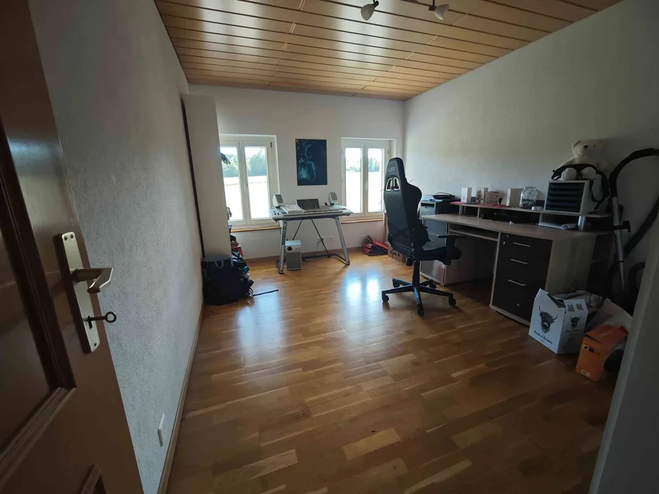 3.5 pièces, 100m2, 1er étage