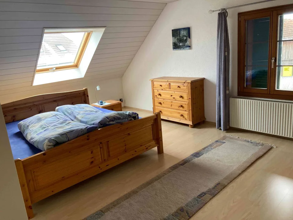 Wohnen im Bauernhaus mit Charme, Platz & Gartenparadies