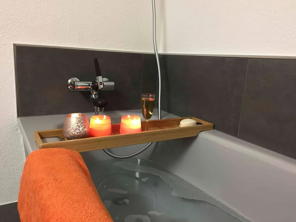 Wohnen im Bauernhaus mit Charme, Platz & Gartenparadies