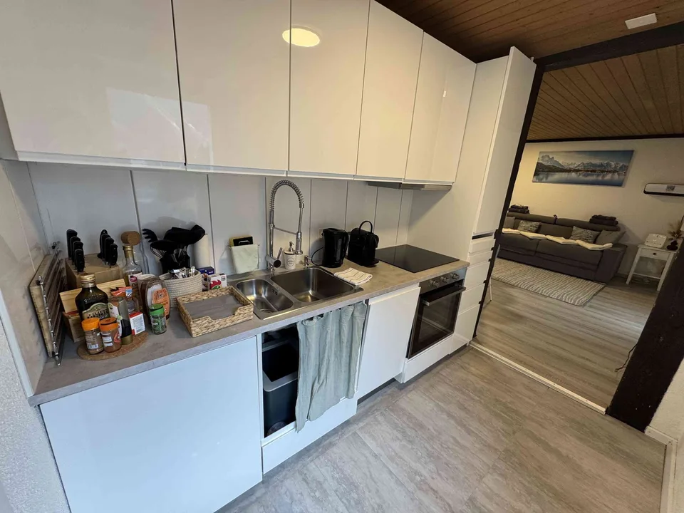 Schöne 2,5-Zimmer-Wohnung mit Bergblick