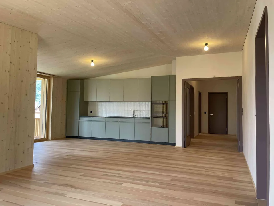 4.5 Zimmer Wohnung, Stans - Wohnen im idyllischen Vollholzhaus Wohnen