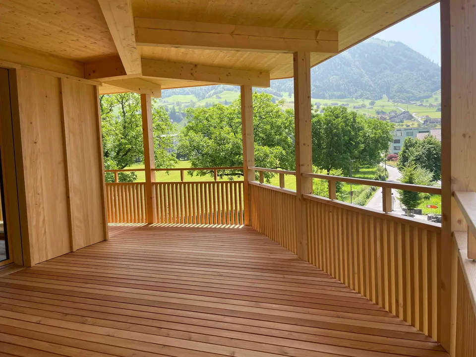 4.5 Zimmer Wohnung, Stans - Wohnen im idyllischen Vollholzhaus Wohnen