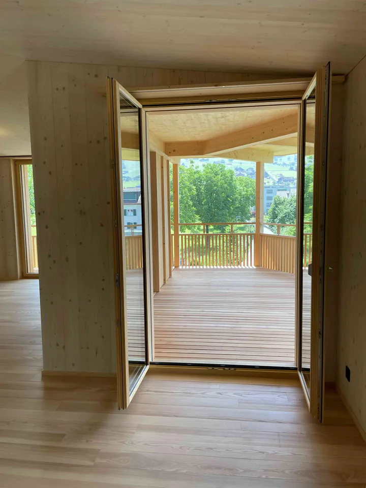 4.5 Zimmer Wohnung, Stans - Wohnen im idyllischen Vollholzhaus Wohnen