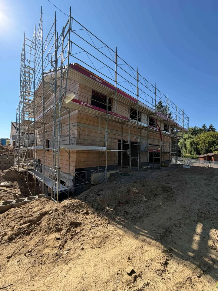 Villa jumelée neuve de 5,5 pièces – Jamais habitée – Cadre au calme